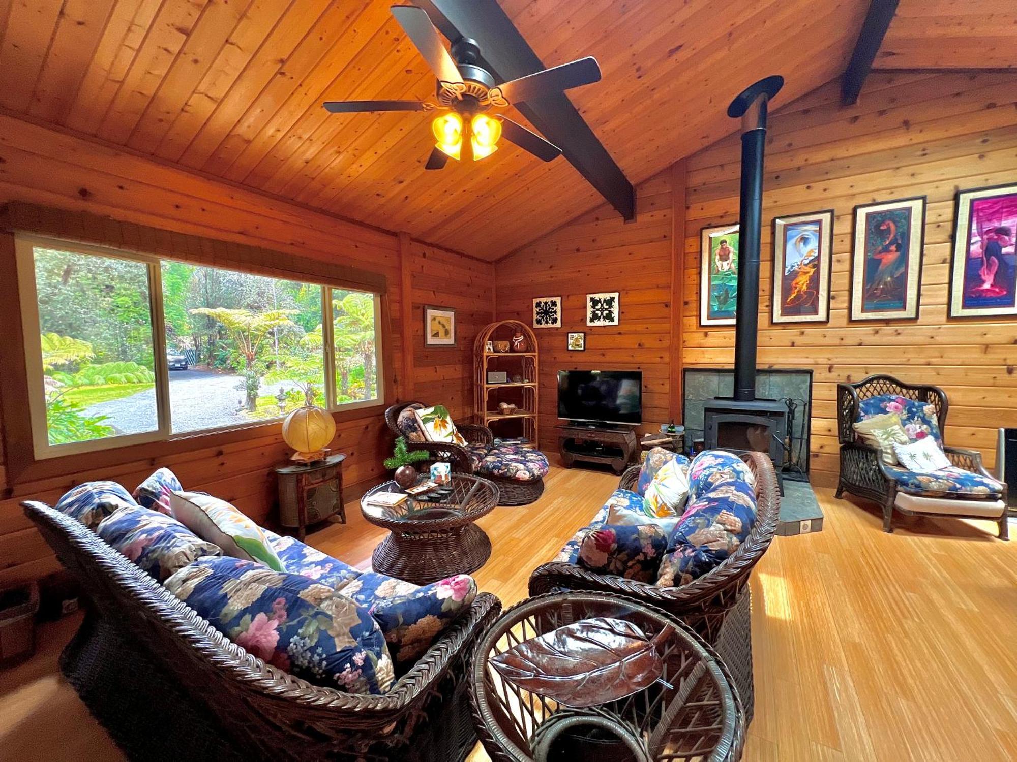 Volcano Hideaway Cabin As Seen On Hgtv Luaran gambar